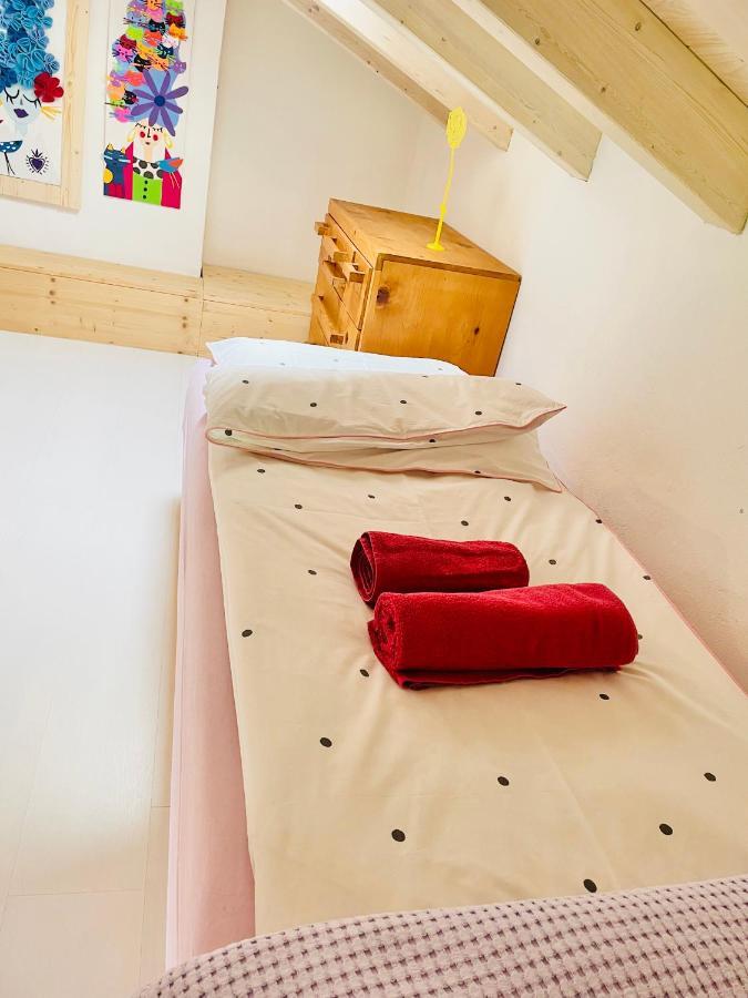 グラヴェドーナCasa Lilla Ltアパートメント エクステリア 写真